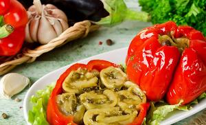 Stuffed peppers for the winter: golden recipes with photos