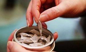 Snus: application and consequences